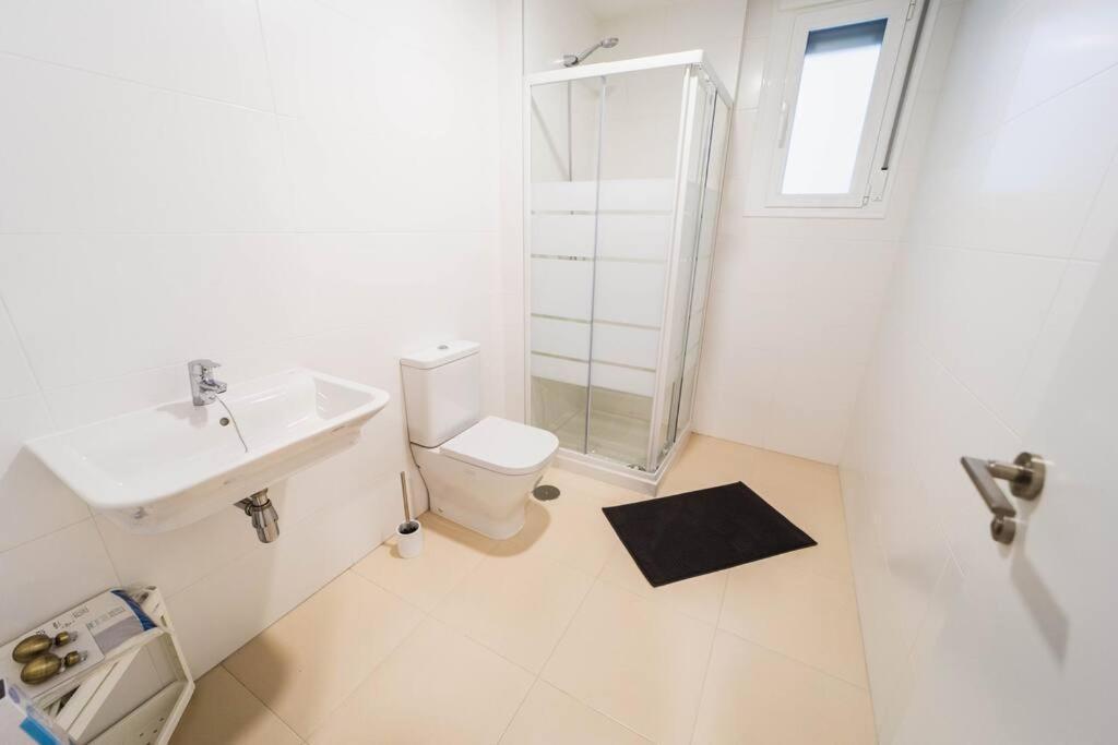 2bdr New With Pool